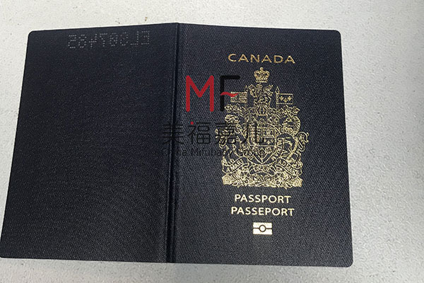 加拿大护照.jpg