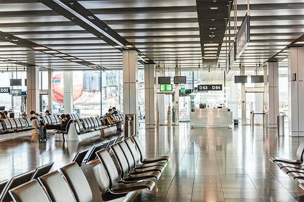 去加拿大生小孩过海关怎么穿搭稳妥
