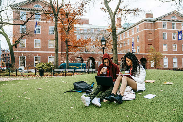 加拿大生子后孩子获得的实质性好处
